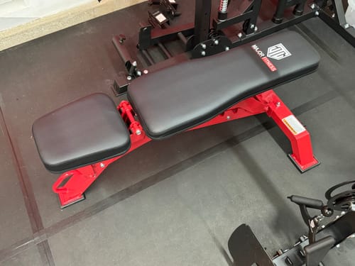 Customer photo review of Major Fitness Adjustable Bench | 1300Lbs Capacity Weight Bench PLT01