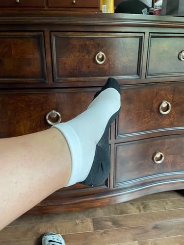 Customer photo review of YoU Compression® White & Black Sole Ankle Socks 20-30 mmHg