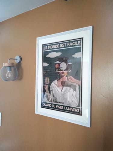 Customer photo review of Le monde est facile quand tu vises l'univers