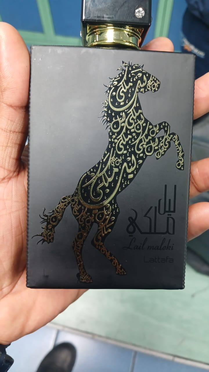Customer photo review of Bade'e Al Oud Amethyst Lattafa Perfumes