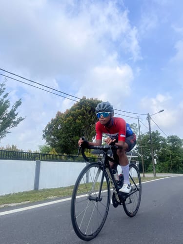 Customer photo review of Kapvoe X75 Half Frame Sports Sunglasses