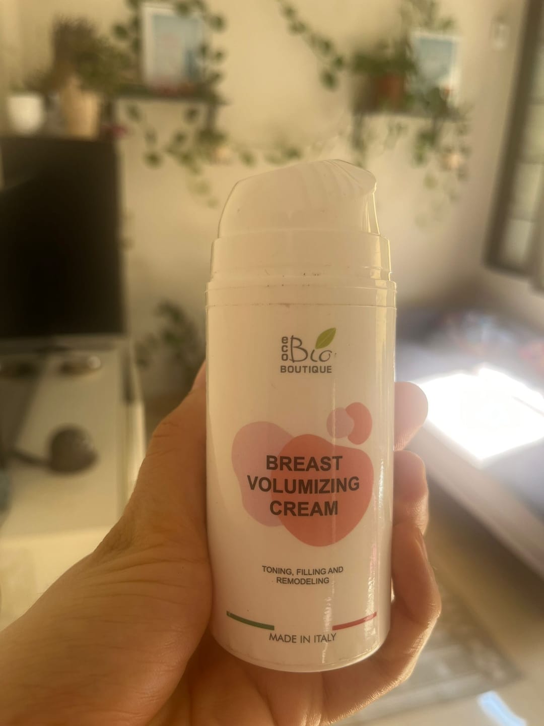 Customer photo review of Crema Voluminizadora de Pecho