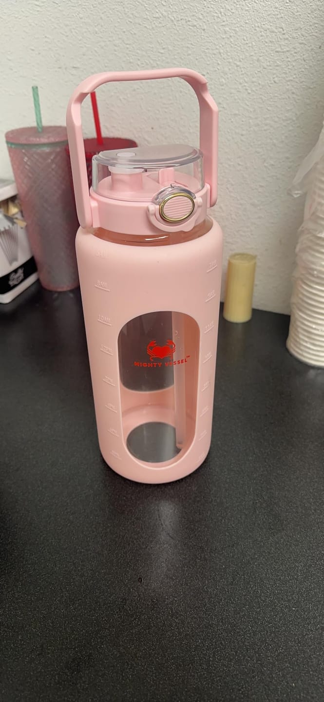 Customer photo review of MIGHTY VESSEL™ SHATTER-RESISTANT GLASS WATER BOTTLE | 64 OZ