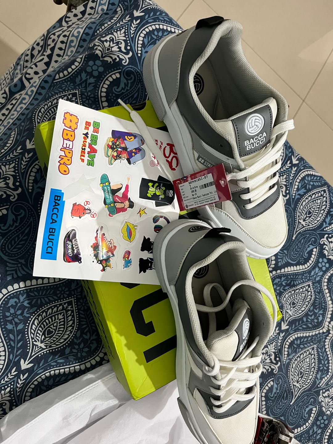 Customer photo review of Bacca Bucci SHARK