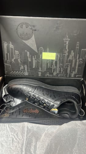Customer photo review of Tenis Batman Men