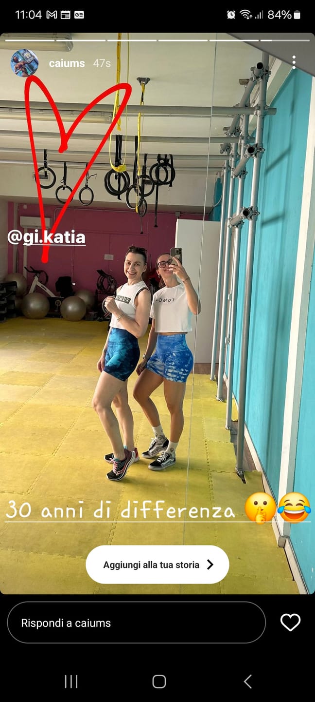 Customer photo review of Shorts Elements Acqua Turchese Blu