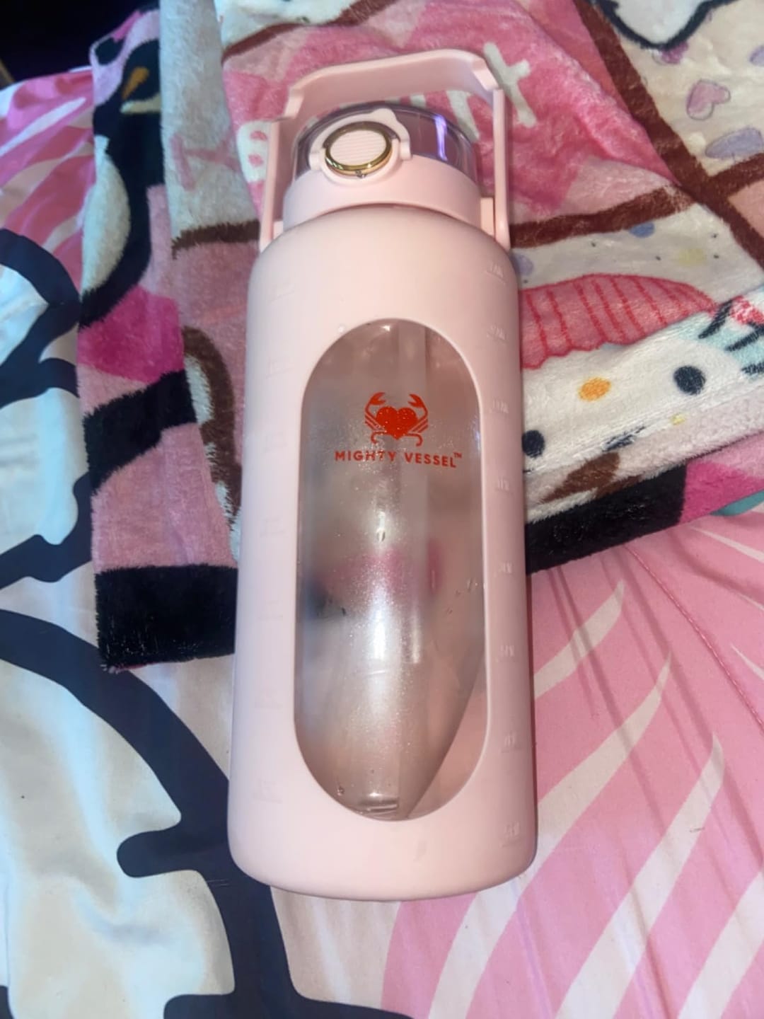 Customer photo review of MIGHTY VESSEL™ SHATTER-RESISTANT GLASS WATER BOTTLE | 64 OZ