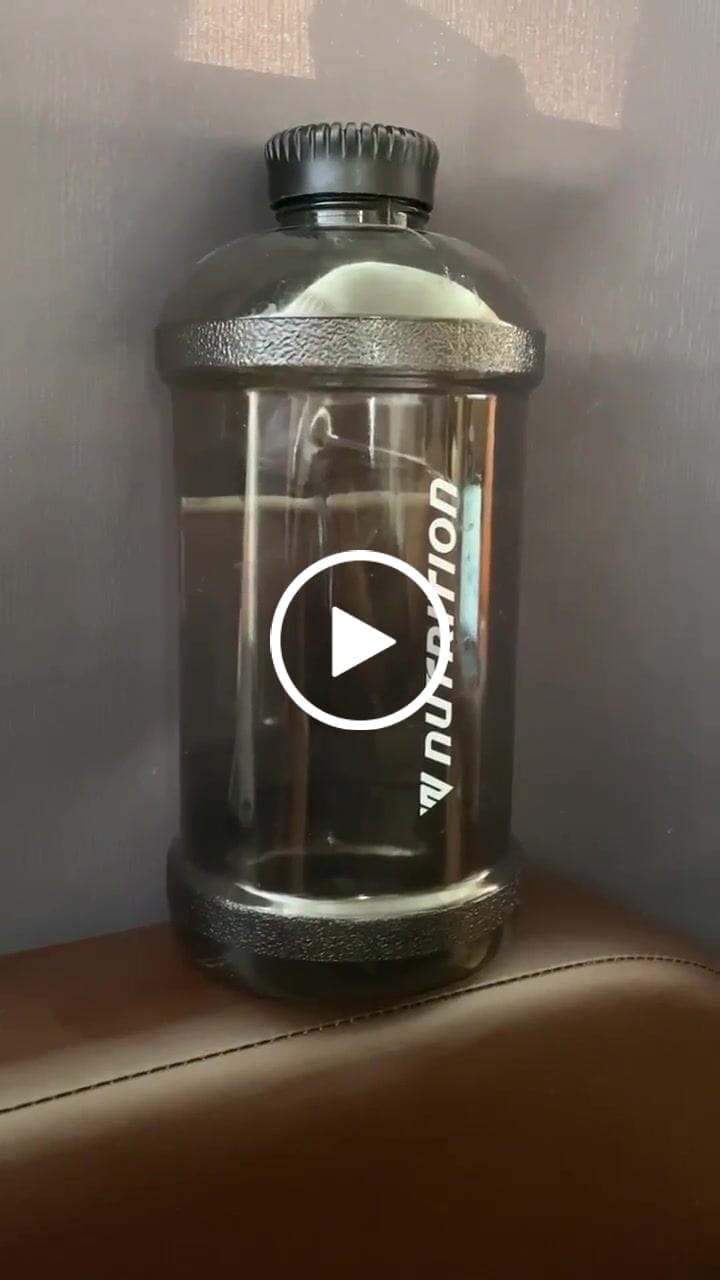 Customer video review of VNutrition Ūdens pudele (2200 ml)