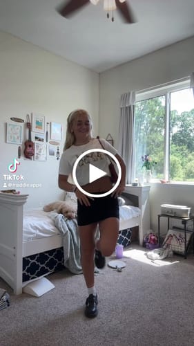 Customer video review of 'All That Jazz' baby tee
