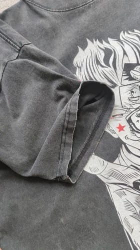 Customer photo review of Hisoka Oversized Vintage T-shirt V5