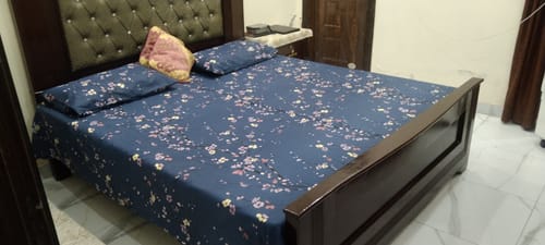 Customer photo review of Floral Navy-Bed Sheet Set