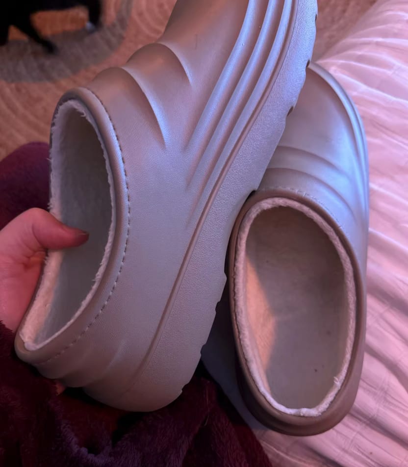 Customer photo review of Torrey Fuzzy - Healthy & Non-Slip Comfort Clogs