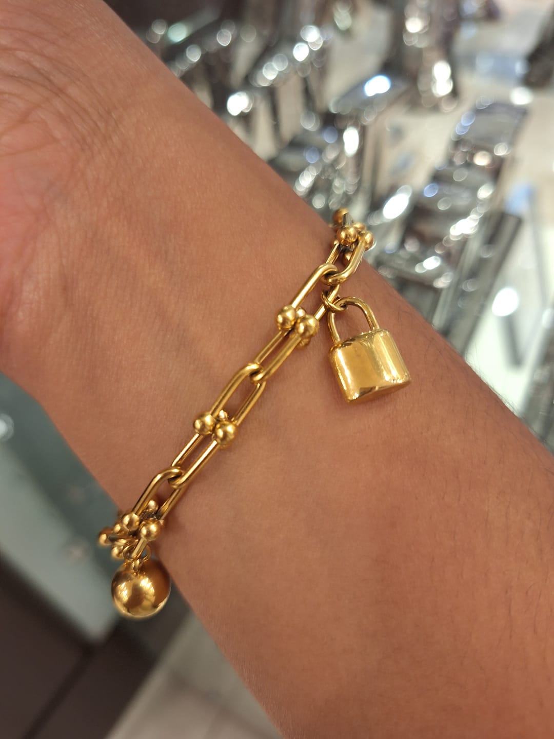 Customer photo review of Pulsera Sabina
