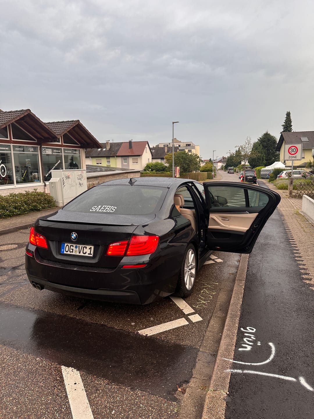 Customer photo review of SAEBIS® Lifestyle Auto Folie weiß, schwarz oder Chameleon