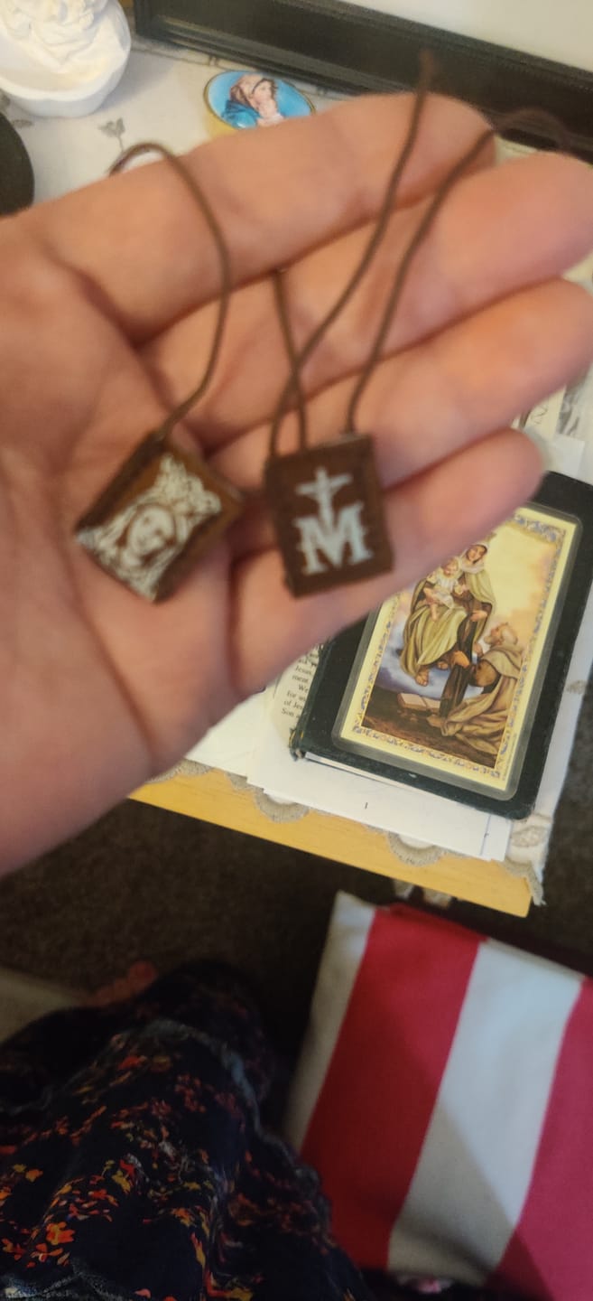 Customer photo review of OLMC Mini | Our lady of Mt. Carmel Premium Brown Scapular