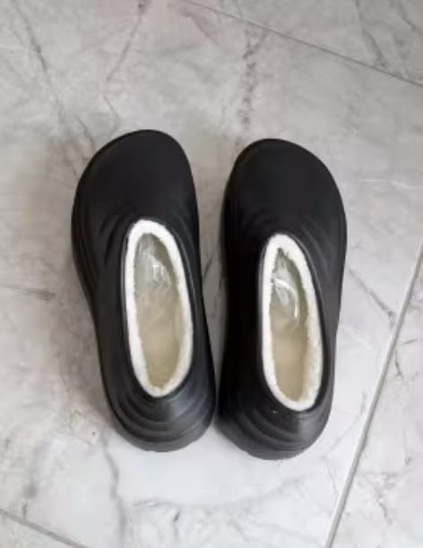 Customer photo review of Torrey Fuzzy - Healthy & Non-Slip Comfort Clogs