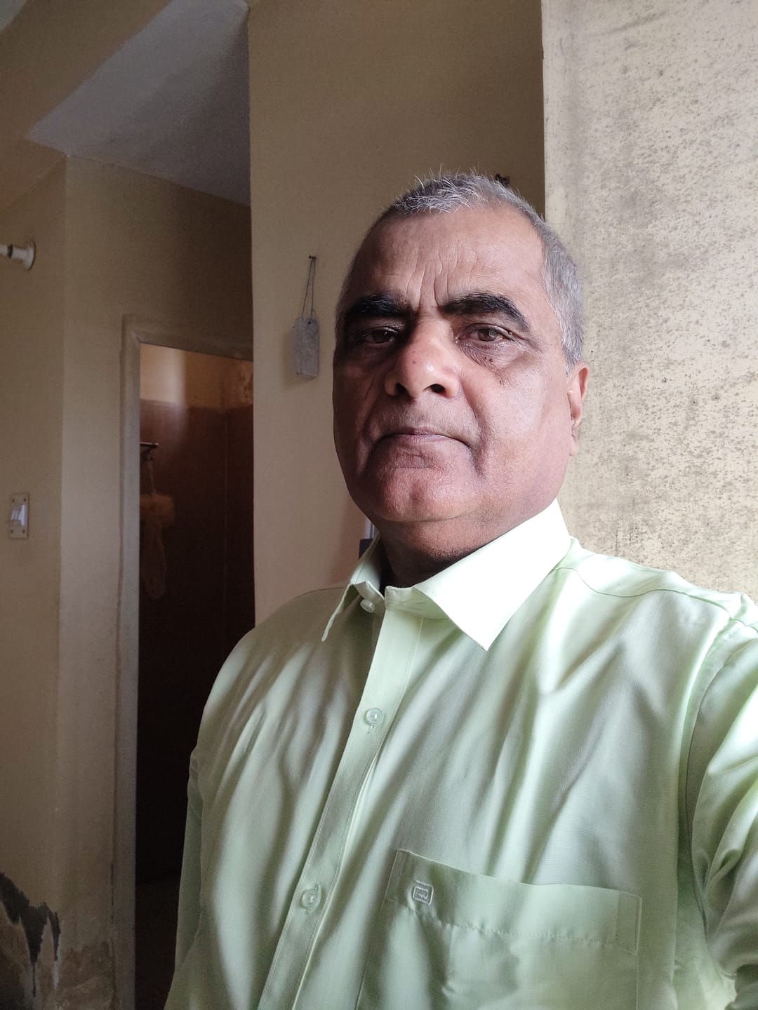 Customer photo review of Super Soft - Pale Green Formal Shirts for Men | Ariser