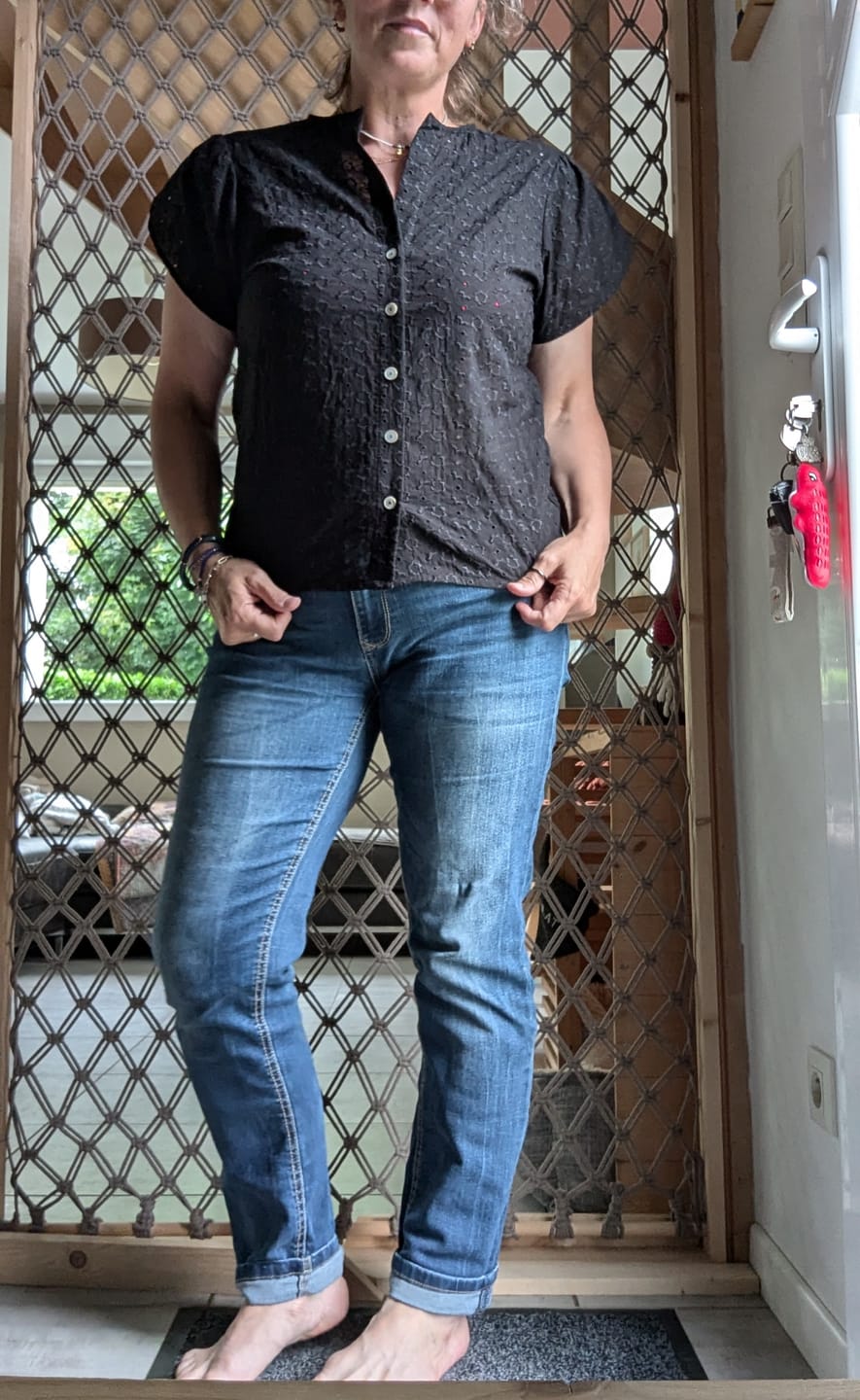 Customer photo review of Blouse Sacha - broderie noire