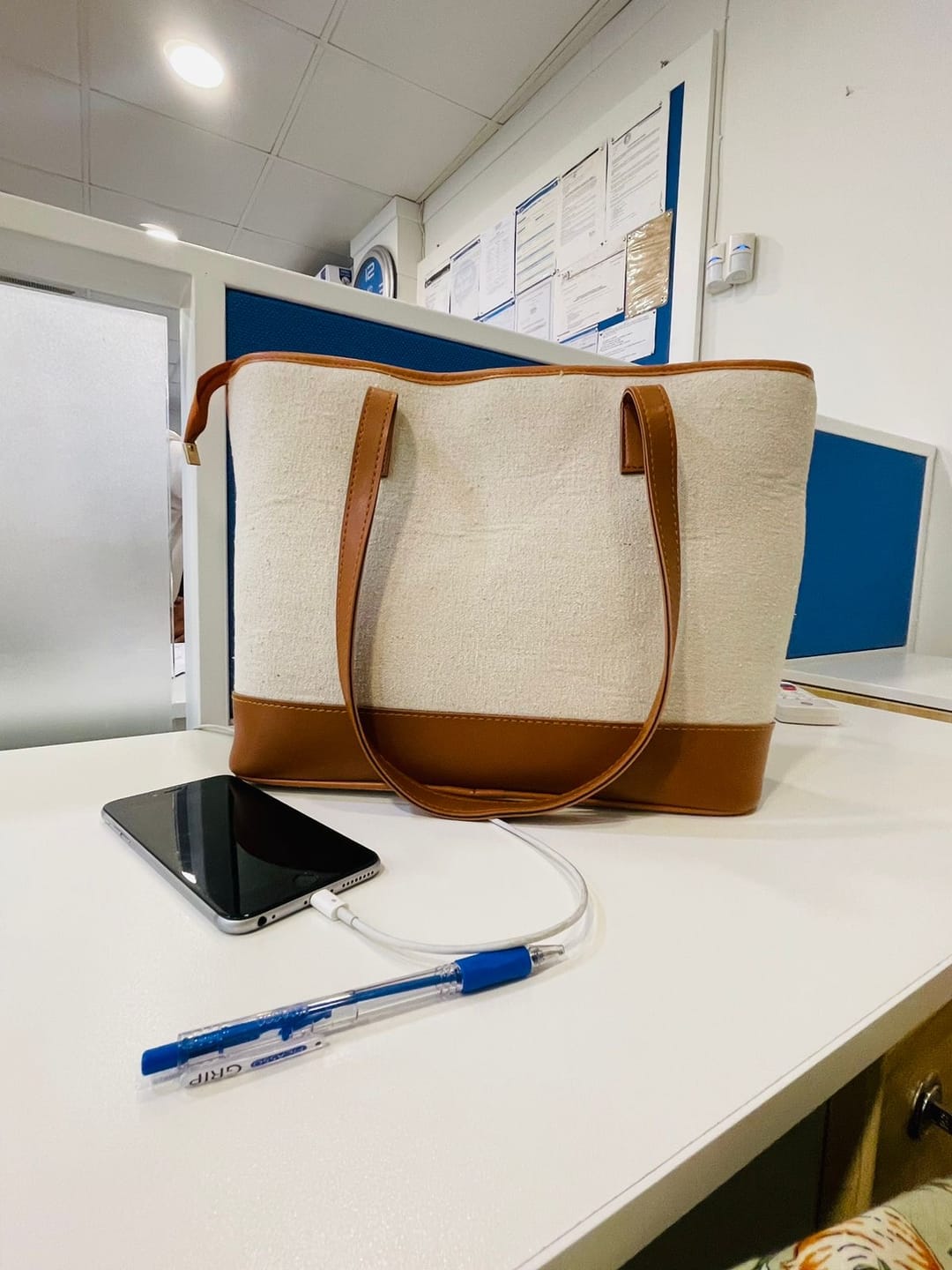 Customer photo review of TOTE BAG BROWN