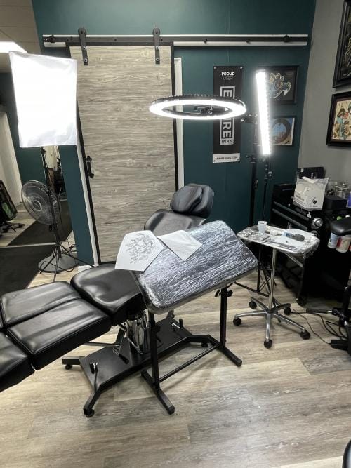 Customer photo review of Original Tattoo Armrest XXL 70x37cm - PATENTED