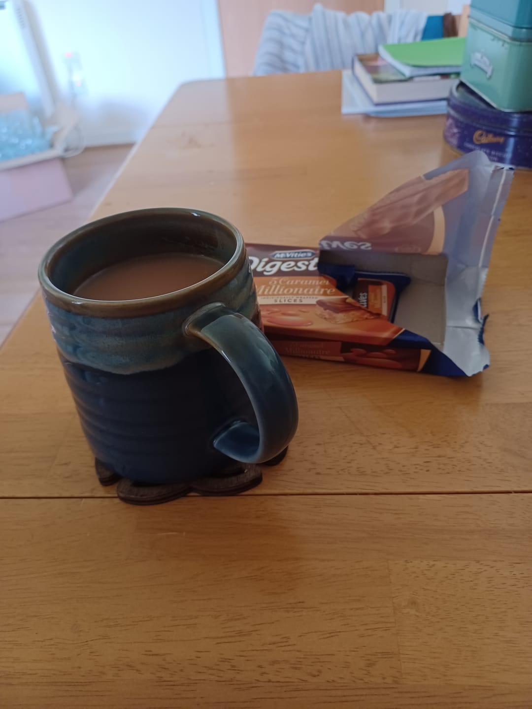 Customer photo review of Belleek Living Aura Mug Set of 4