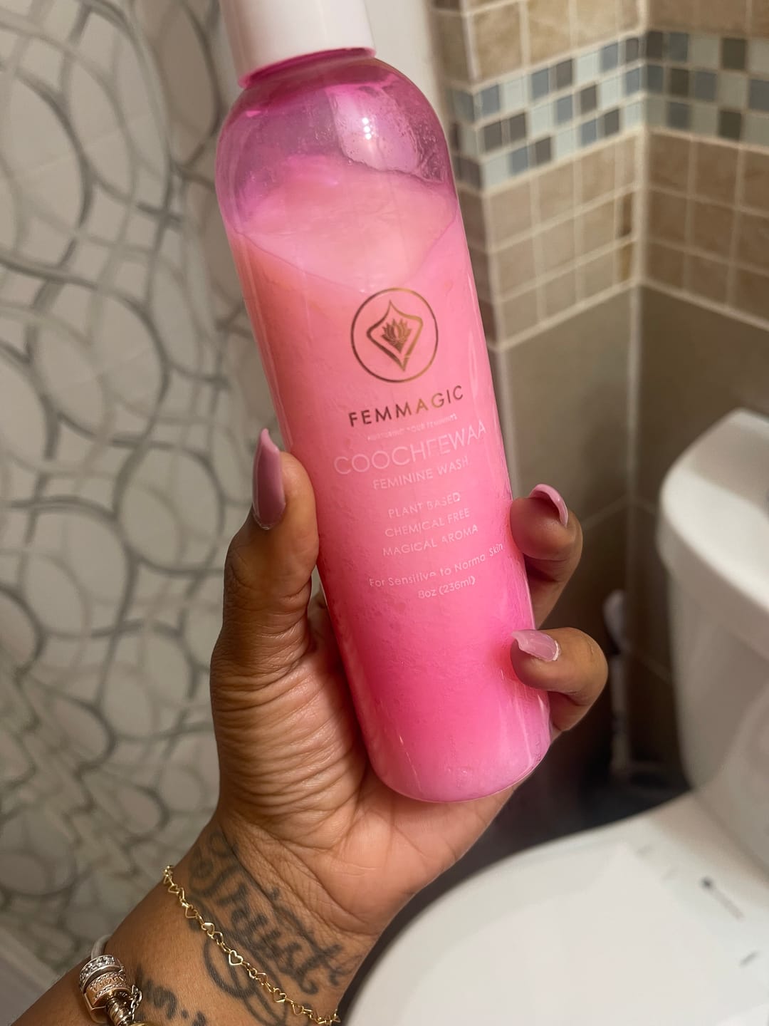 Customer photo review of Coocheewaa | Natural Feminine Wash