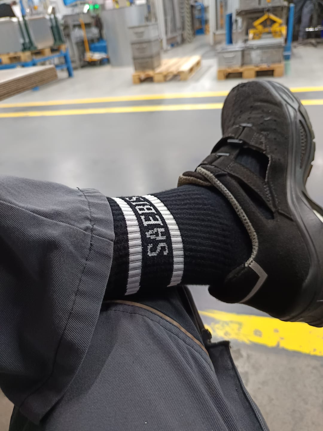 Customer photo review of SAEBIS® 5er SET schwarze Sport Socken für Herren & Damen