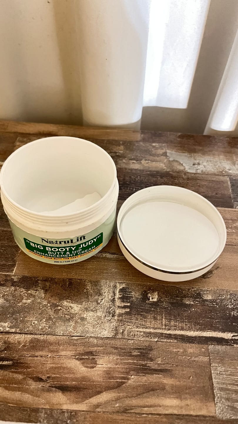 Customer photo review of "Big Booty Judy" Butt & Hip Enhancement Cream