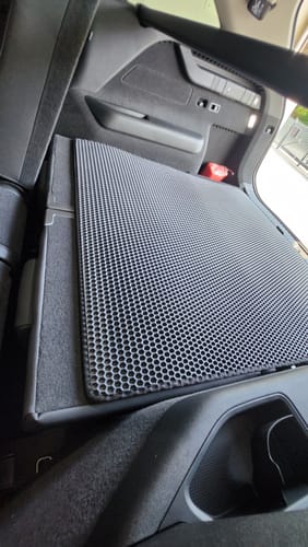 Customer photo review of Kofferraumwanne nach Maß