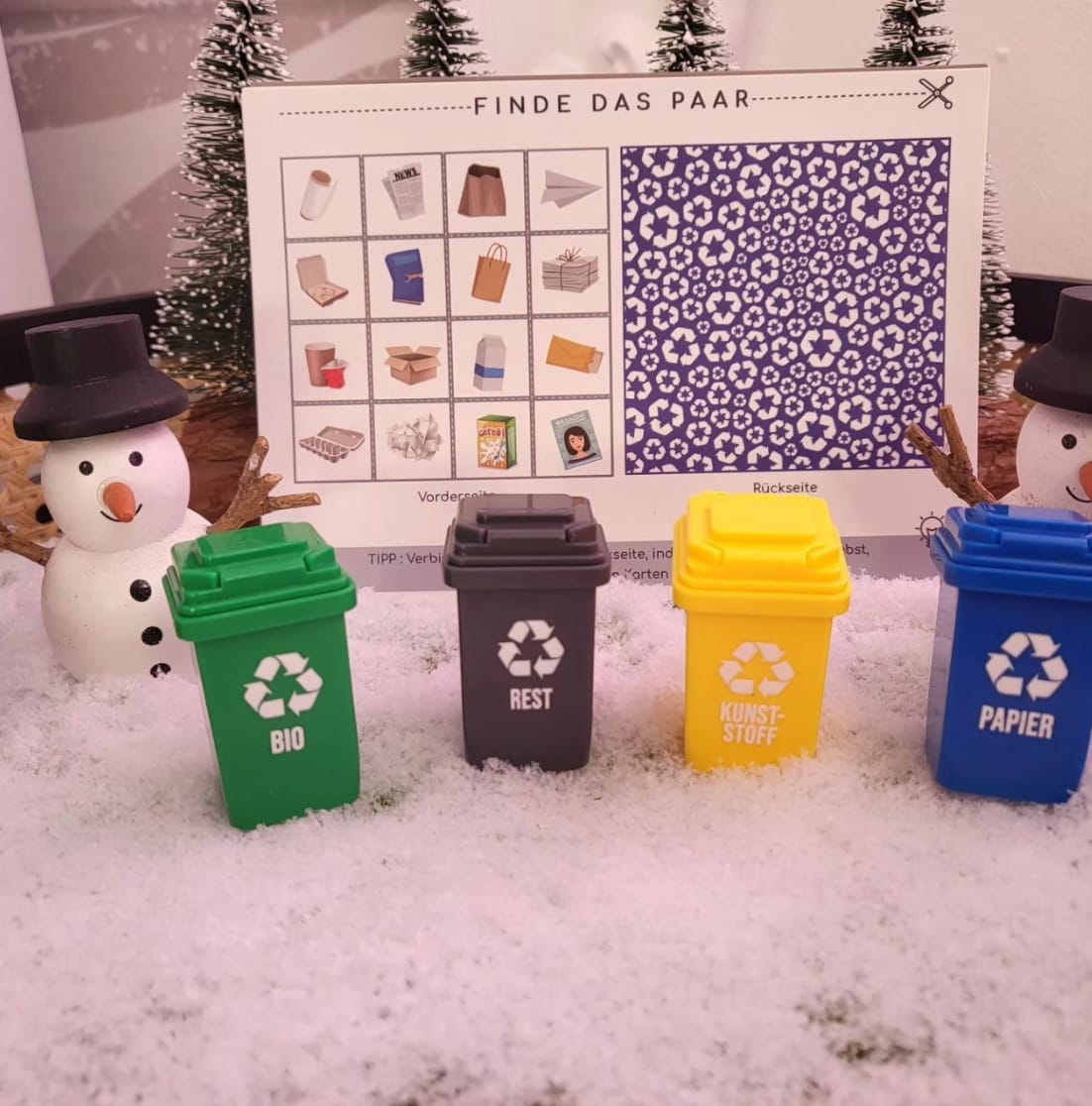 Customer photo review of Mini Mülltonnen für die Wichteltür + Recycling Memo