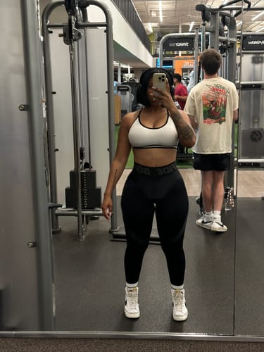 Customer photo review of Leggings Extra Sex Push-Up LYC Black Skin