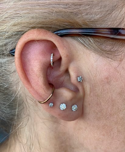 Customer photo review of MYSTIC Opal & Aura Cartilage Hoop