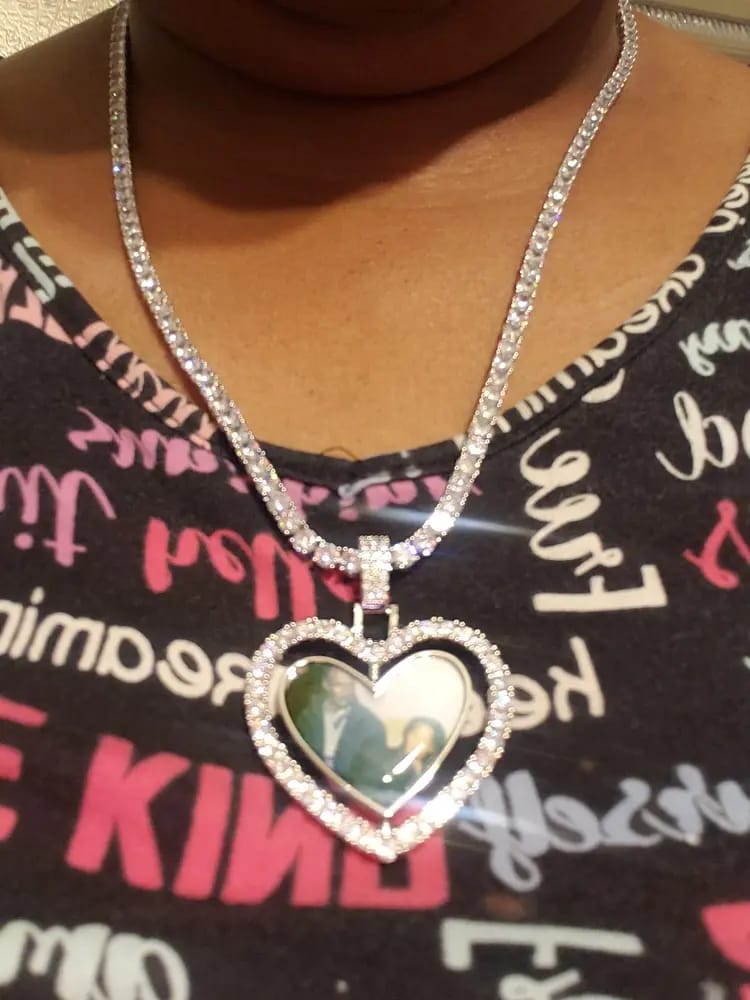 Customer photo review of 3D SPINNING 2-FACED HEART CUSTOM PICTURE PENDANT
