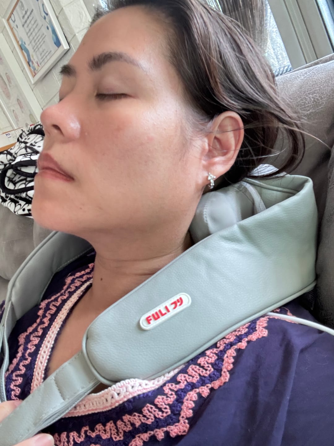 Customer photo review of [PRE] เครื่องนวดคอ บ่า ไหล่ ไฟฟ้าอัจฉริยะ | FULI Neck and Shoulder Massager
