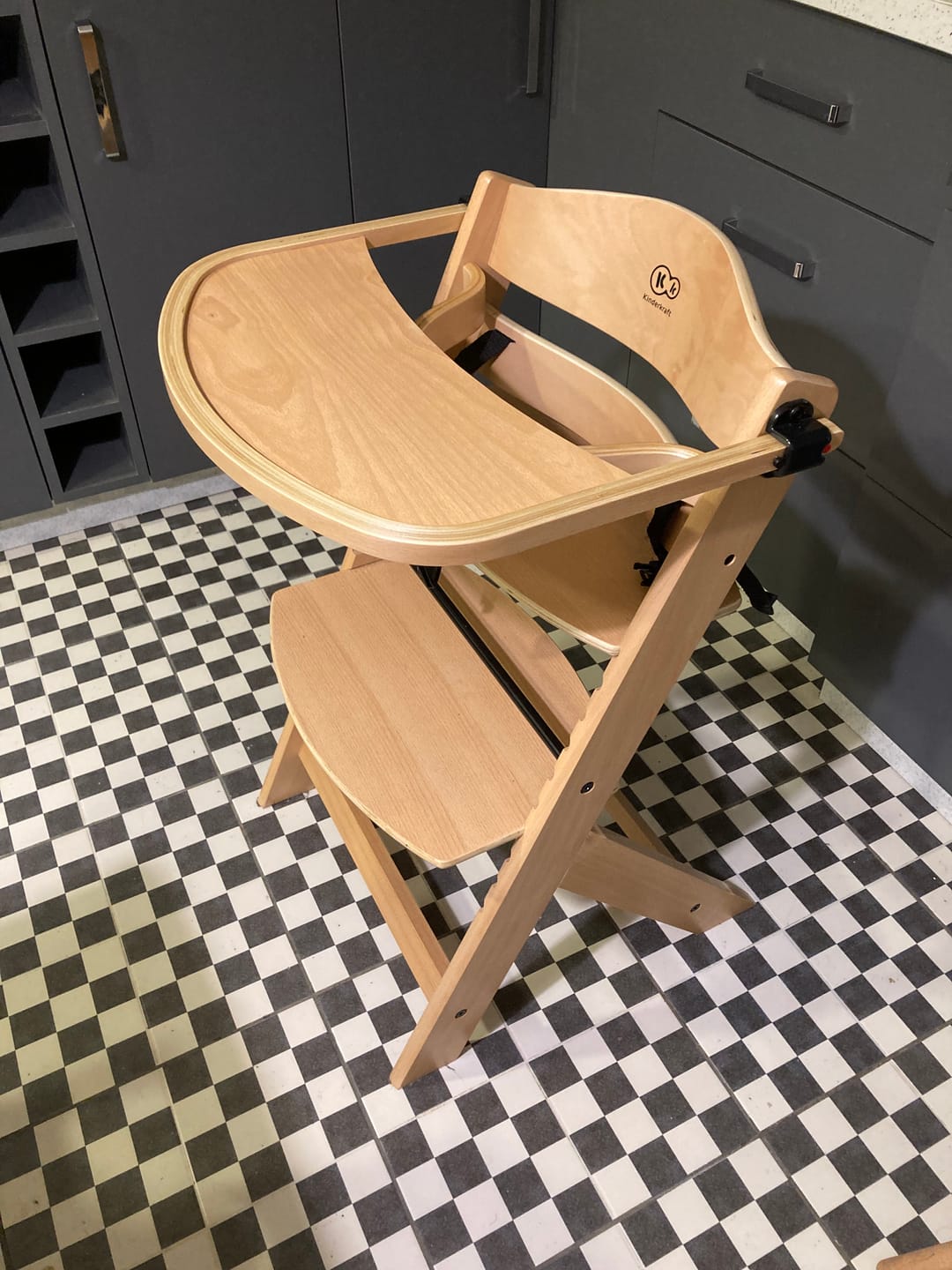 Customer photo review of Silla de Comer ENOCK Madera