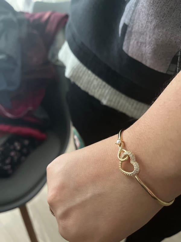 Customer photo review of Aan Mijn Dochter - Oneindige Hart Armband