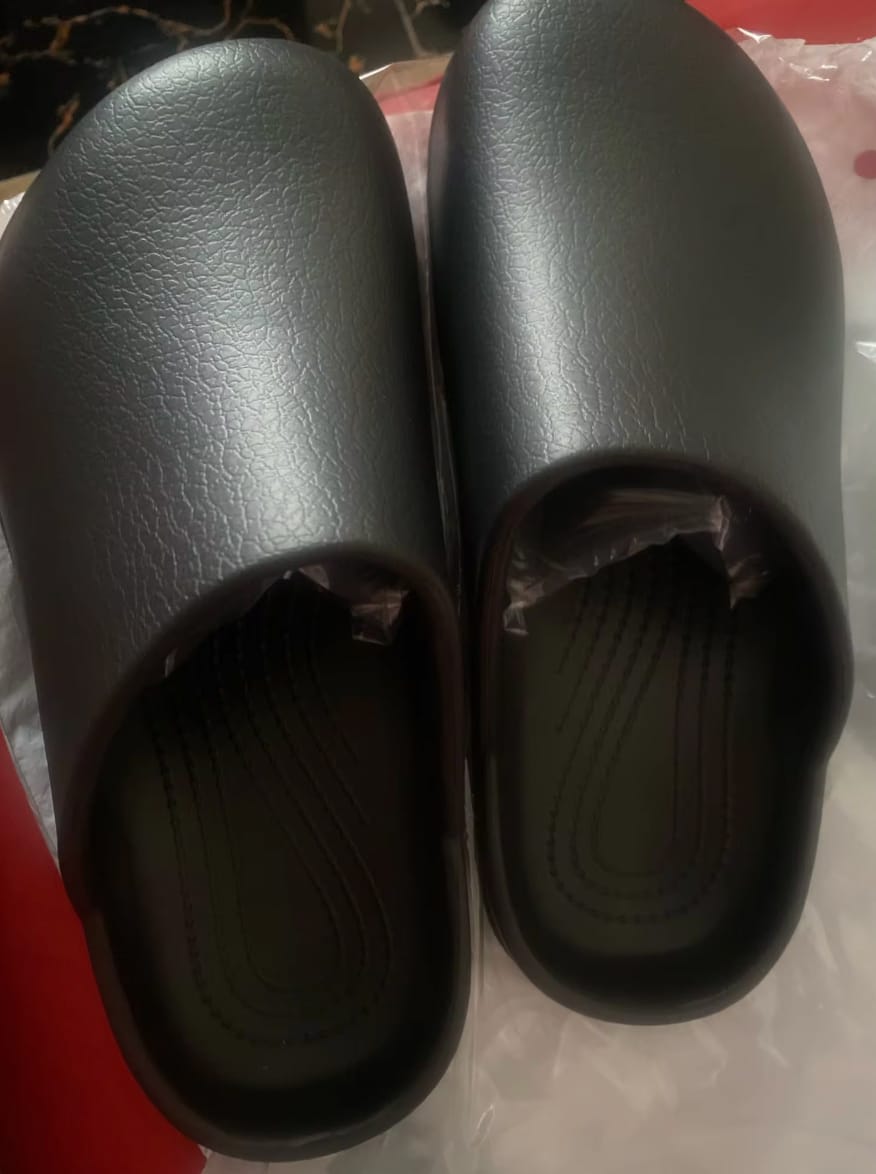 Customer photo review of Caldera - Healthy & Non-Slip Comfort Clogs