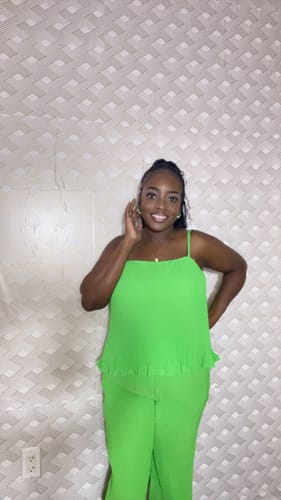 Customer photo review of WOMEN'S SLEEVELESS TANK TOP & WIDE LEG PANTS PLEATED 2PC SET