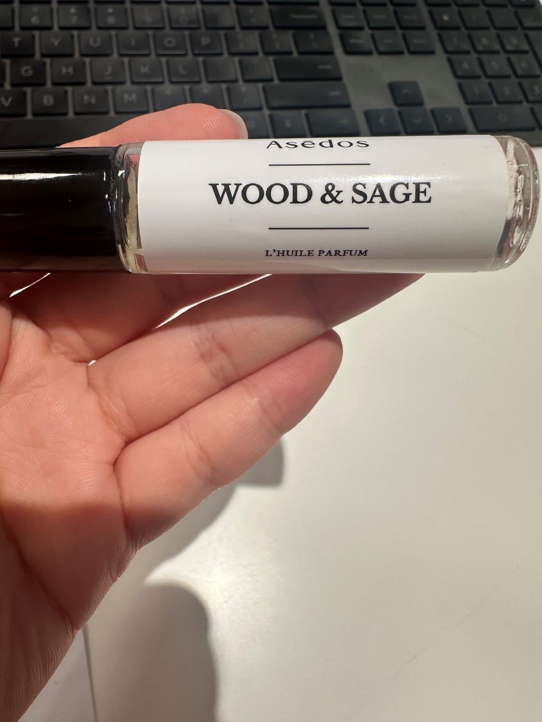 Customer photo review of WOOD & SAGE PERFUME OIL
