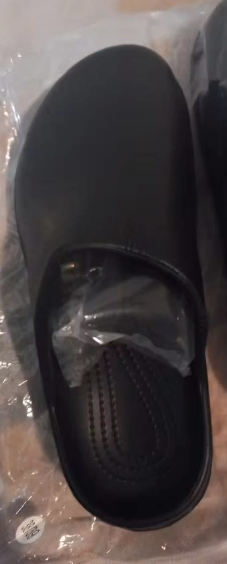 Customer photo review of Caldera - Healthy & Non-Slip Comfort Clogs
