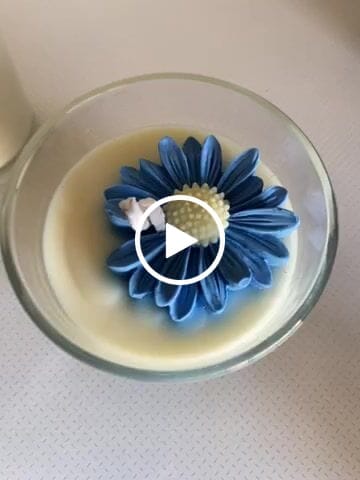 Customer video review of Colorante líquido para velas AZUL