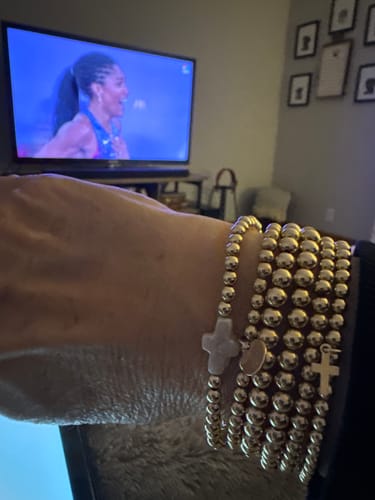 Customer photo review of pearl cross juno bracelet (4mm)