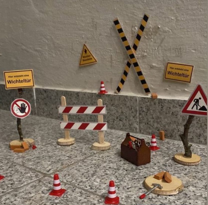 Customer photo review of Wichtel Baustelle - Erweiterungspaket - Werkzeug & Pylonen