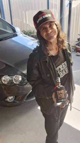 Customer photo review of Sour Puss Cola 700ml