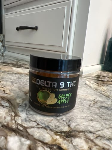 Customer photo review of 10:1 Delta 9 THC Golden Apple