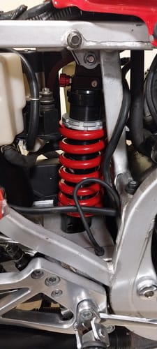 Customer photo review of Amortisseur mono Shock Factory M-SHOCK pour Honda VF 750 F 83-85