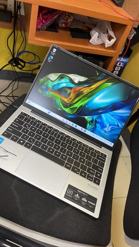 Customer photo review of Laptop Acer AL14-31P-C0S2 HD Intel N100 Quad Core 14" Memoria Ram 8GB Disco 256GB SSD M.2 Wind 11 Home, Color Silver