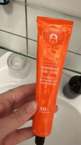 Customer photo review of Shielding Sunscreen - Tamarind & Zinc Oxide