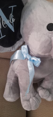 Customer photo review of Elefante coccoloso - Peluche per bambini
