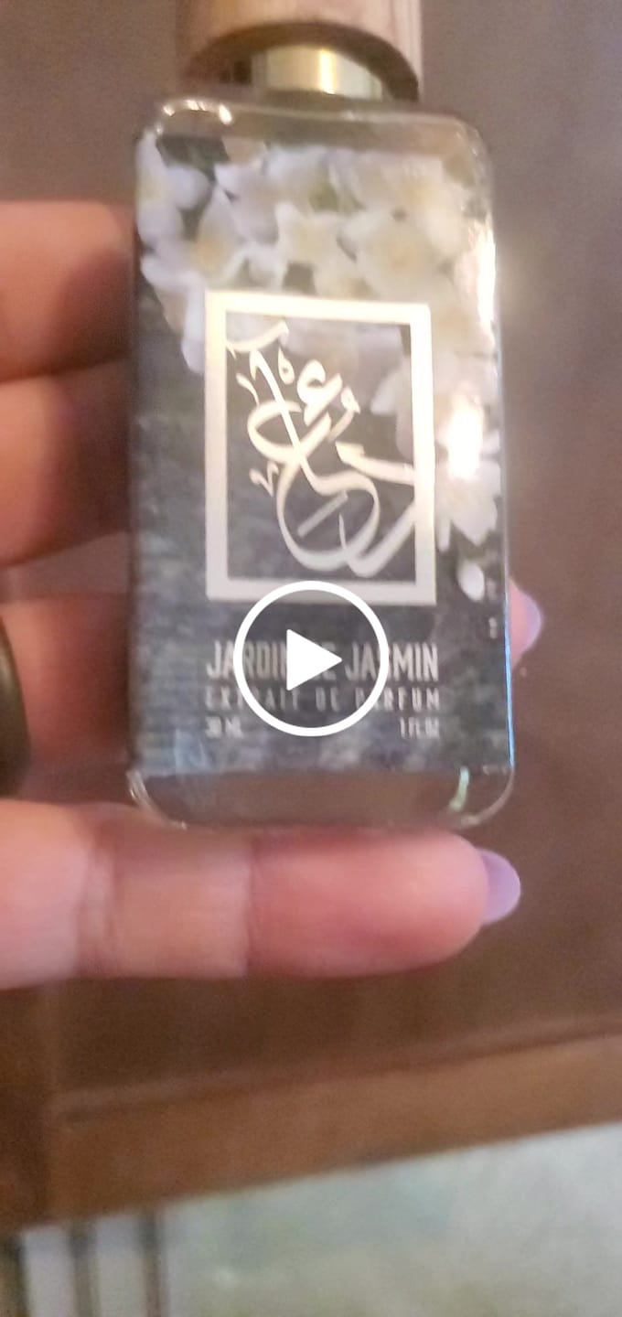 Customer video review of Jardin de Jasmin